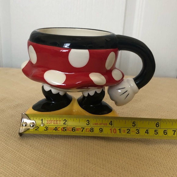 Disney World Minnie Mouse half body / skirt legs mug NWT - Picture 10 of 16